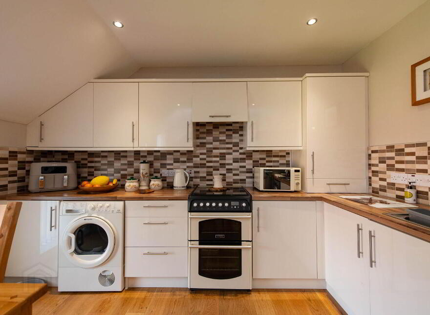 16b The Bridges, Newtownabbey, BT37 0TD