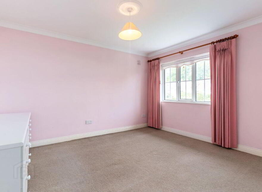30 Cairn Hill, Westminster Road, Foxrock, Foxrock, D18R8X4
