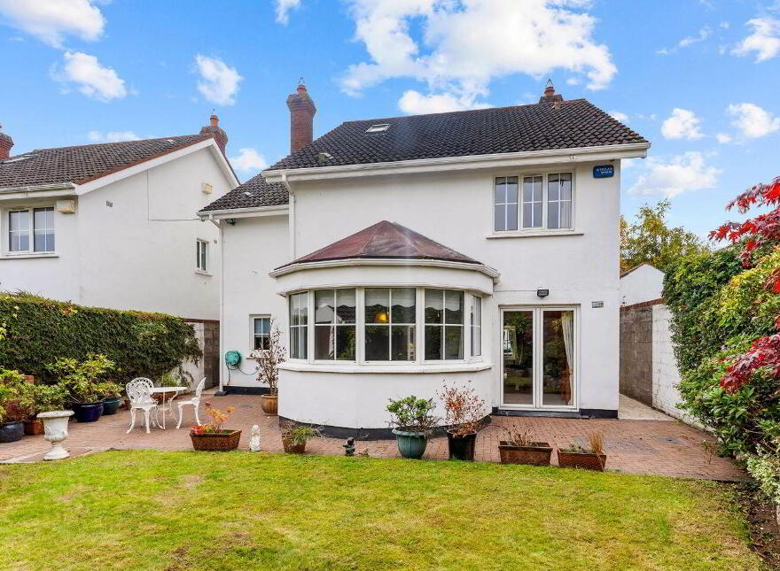 30 Cairn Hill, Westminster Road, Foxrock, Foxrock, D18R8X4