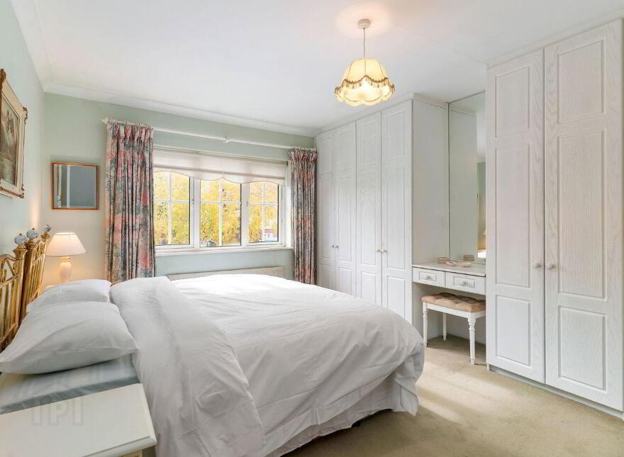 30 Cairn Hill, Westminster Road, Foxrock, Foxrock, D18R8X4