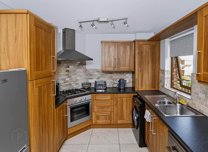 18 Silverwood Green, Lurgan, Craigavon, BT66 6SS