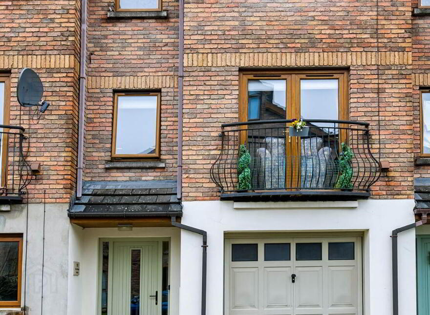 18 Silverwood Green, Lurgan, Craigavon, BT66 6SS