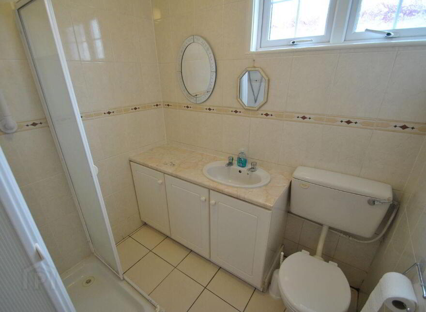 Melrose, Carrick, Parkmore, Roscrea, E53T007