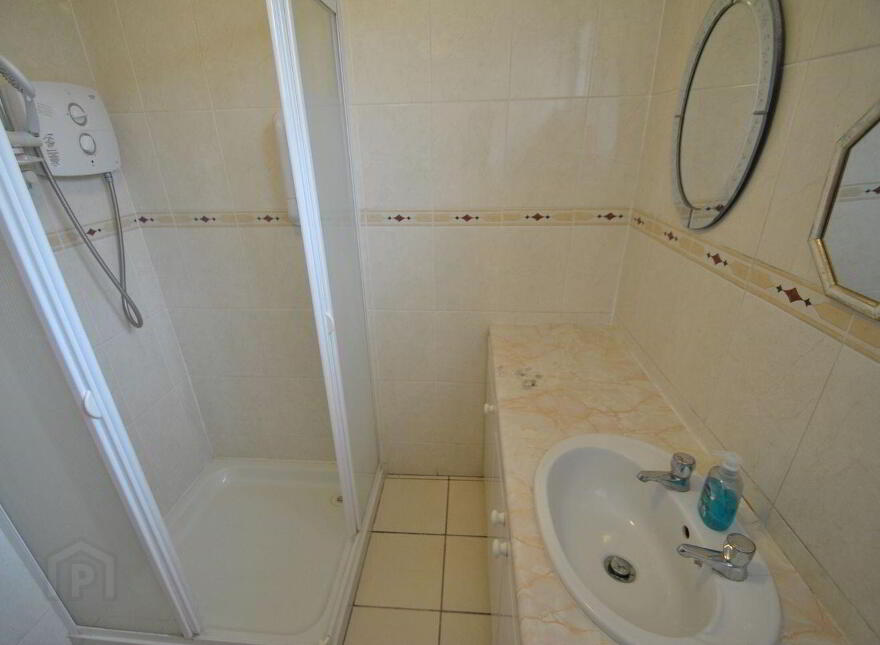 Melrose, Carrick, Parkmore, Roscrea, E53T007
