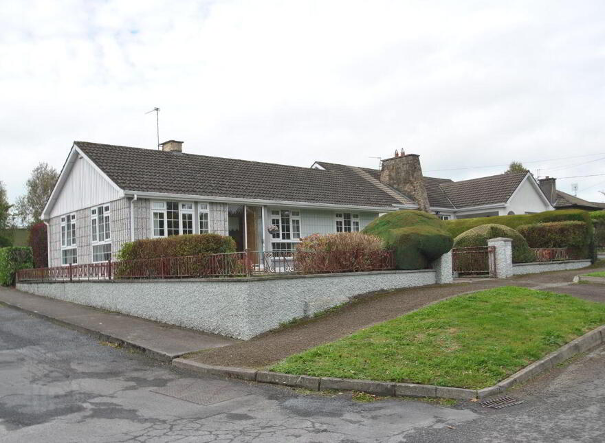 Melrose, Carrick, Parkmore, Roscrea, E53T007