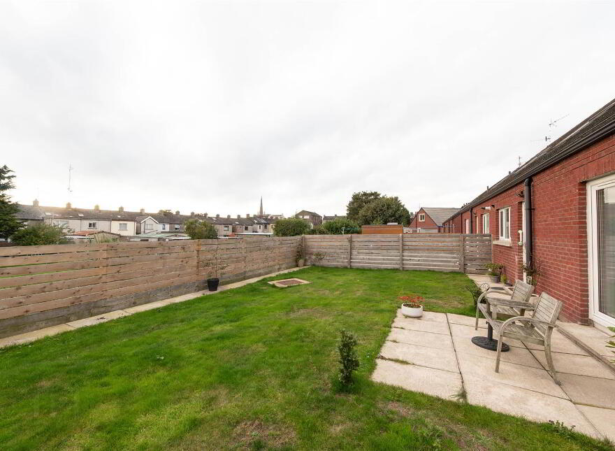 1 Burn Brae Crescent, Banbridge, BT32 4FF