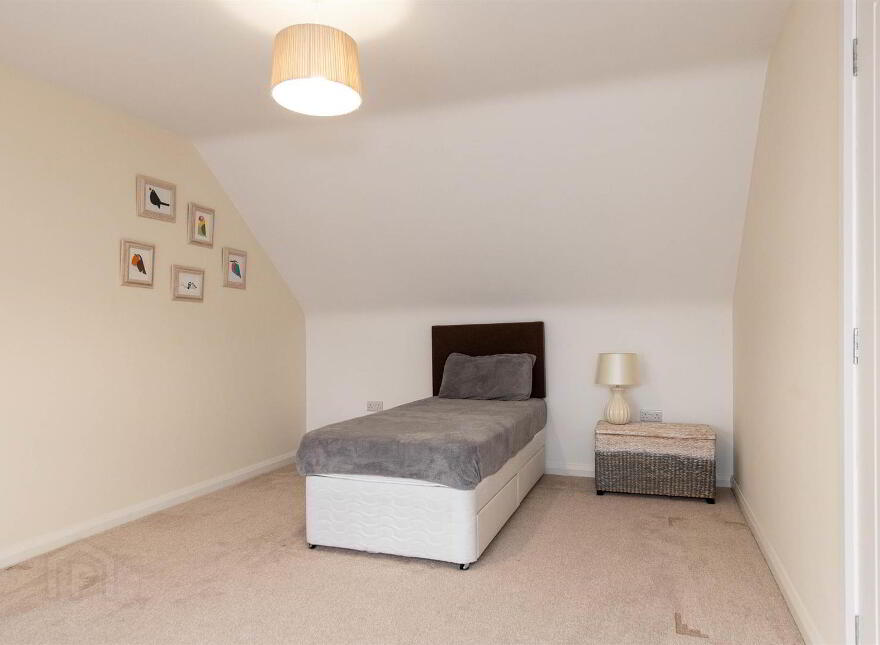 1 Burn Brae Crescent, Banbridge, BT32 4FF