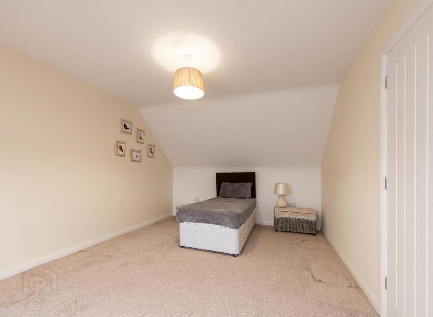 1 Burn Brae Crescent, Banbridge, BT32 4FF