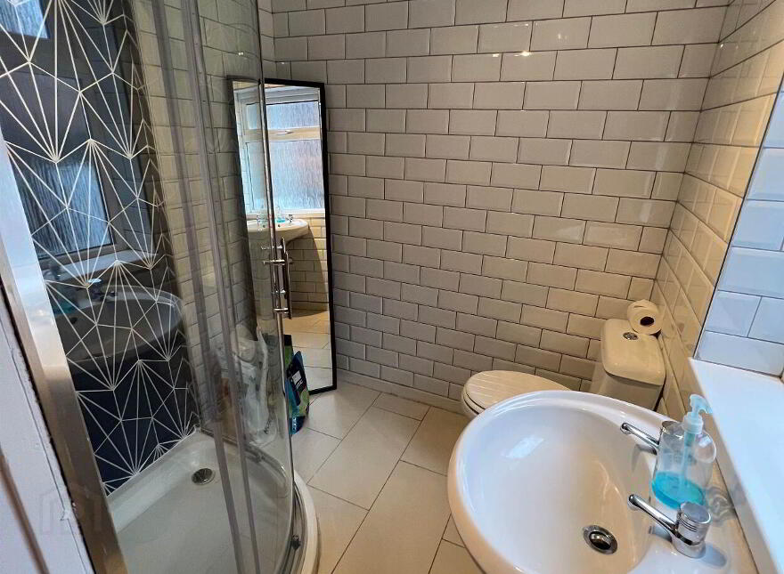 99 Loopland Park, Belfast, BT6 9DZ