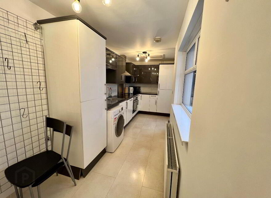 99 Loopland Park, Belfast, BT6 9DZ