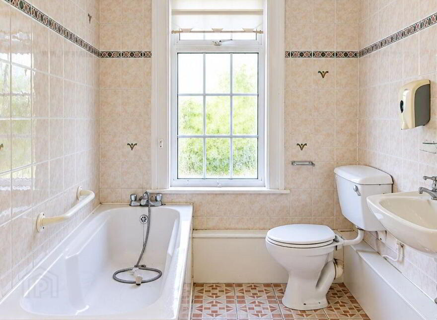 Cúram House, Church Hill, Enniskerry, A98N225