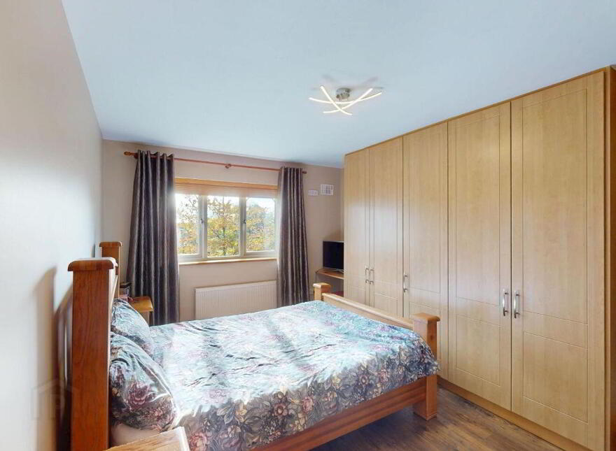 16 Cnoic Alainn, Cootehill, H16FY71