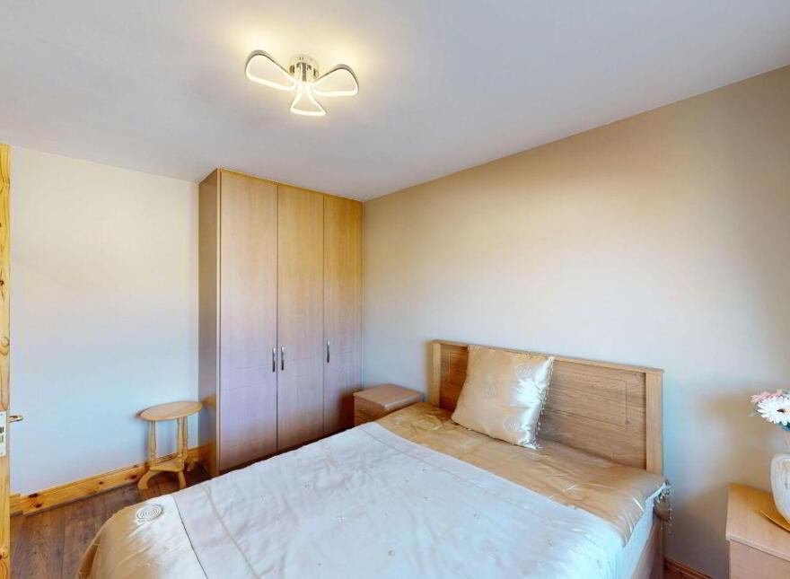 16 Cnoic Alainn, Cootehill, H16FY71
