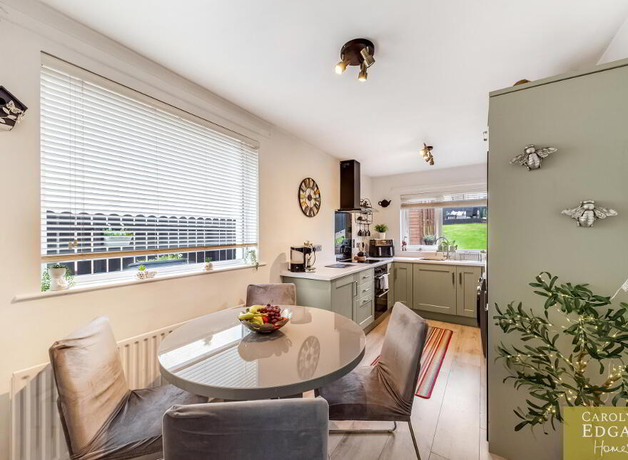 5 Charles Way, Comber, Newtownards, BT23 5BB