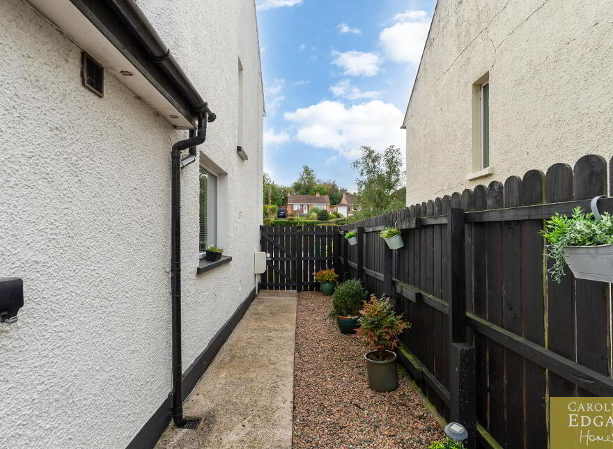 5 Charles Way, Comber, Newtownards, BT23 5BB