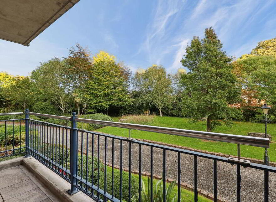 Apartment 128 Gracepark Manor, Drumcondra, Drumcondra, D09E932