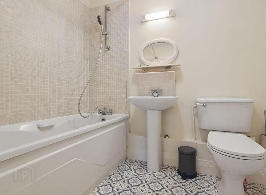 Apartment 128 Gracepark Manor, Drumcondra, Drumcondra, D09E932