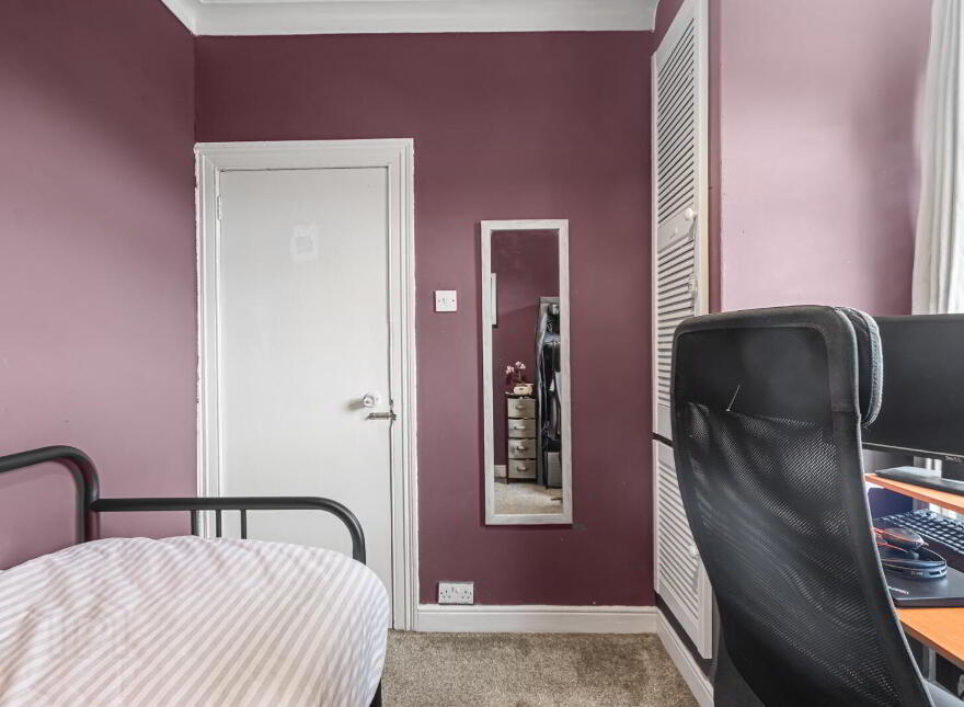 1 Blenheim Drive, Belfast, BT6 9GB