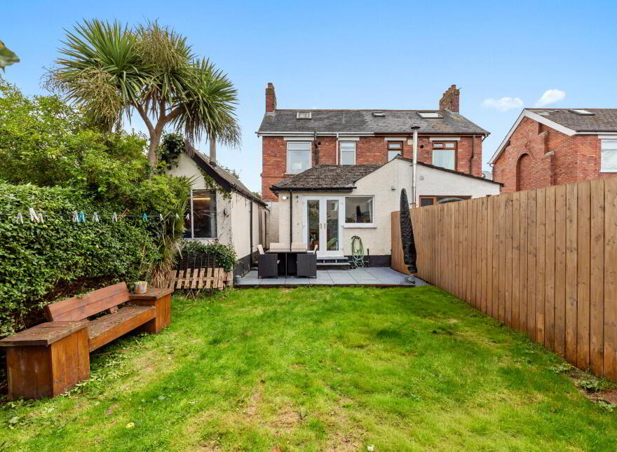 1 Blenheim Drive, Belfast, BT6 9GB