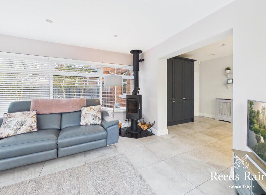4 Ballycrochan Drive, Bangor, BT19 7LB