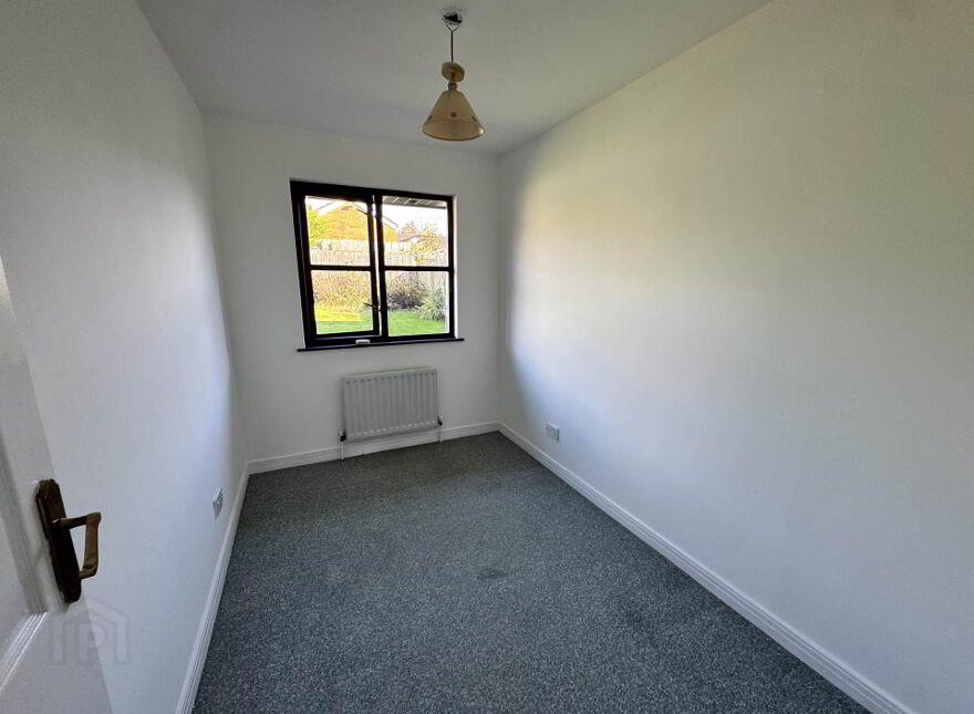 4 Prospect Grove, Carrickfergus, BT38 8YN