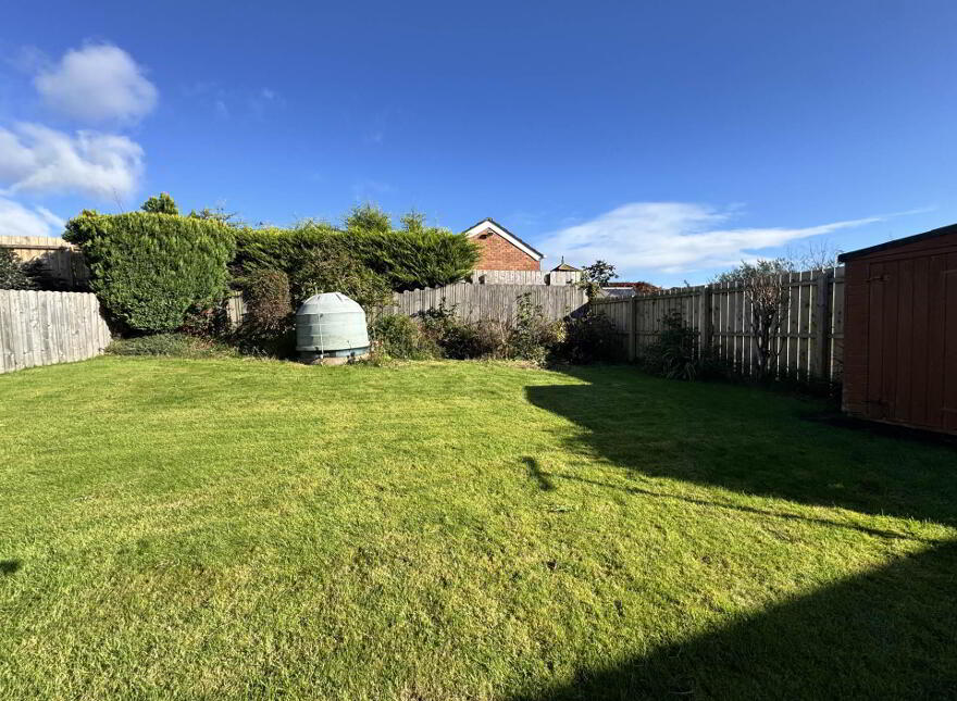 4 Prospect Grove, Carrickfergus, BT38 8YN