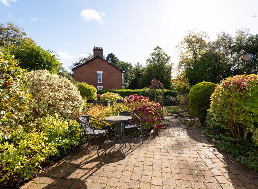 12 Lynda Avenue, Jordanstown, Newtownabbey, BT37 0NX
