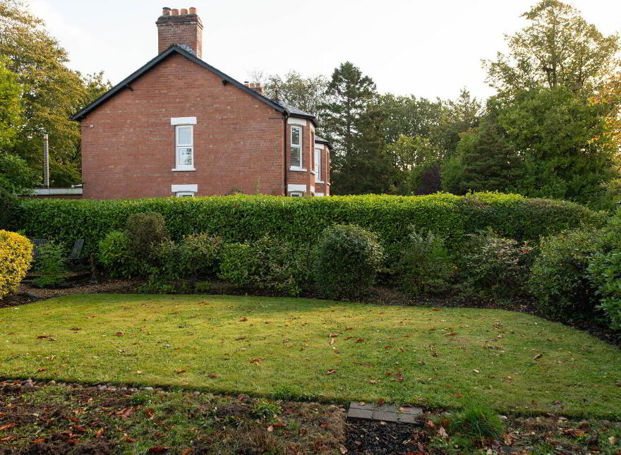 12 Lynda Avenue, Jordanstown, Newtownabbey, BT37 0NX