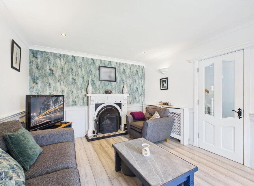 28 Askea Lawns, Tullow Road, Carlow Town, R93F9F7