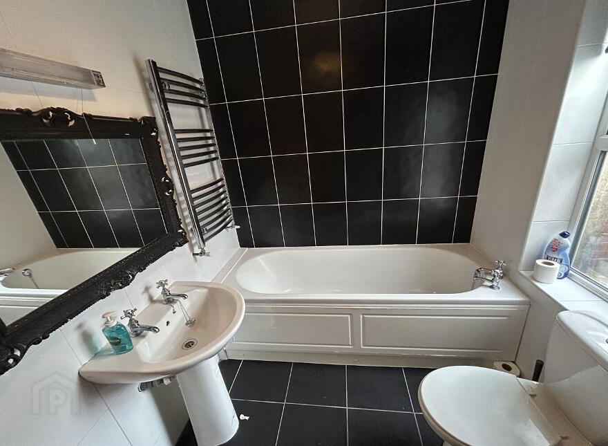 32 Kimberley Street, Belfast, BT7 3DY