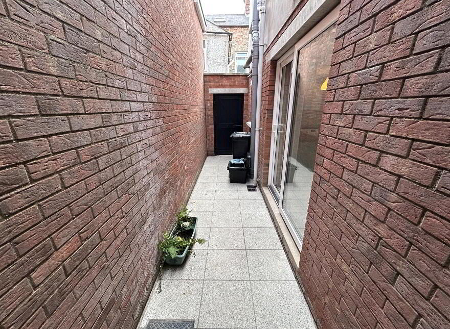 32 Kimberley Street, Belfast, BT7 3DY