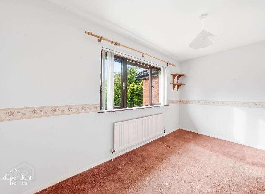 21 Fairway, Larne, BT40 2BB