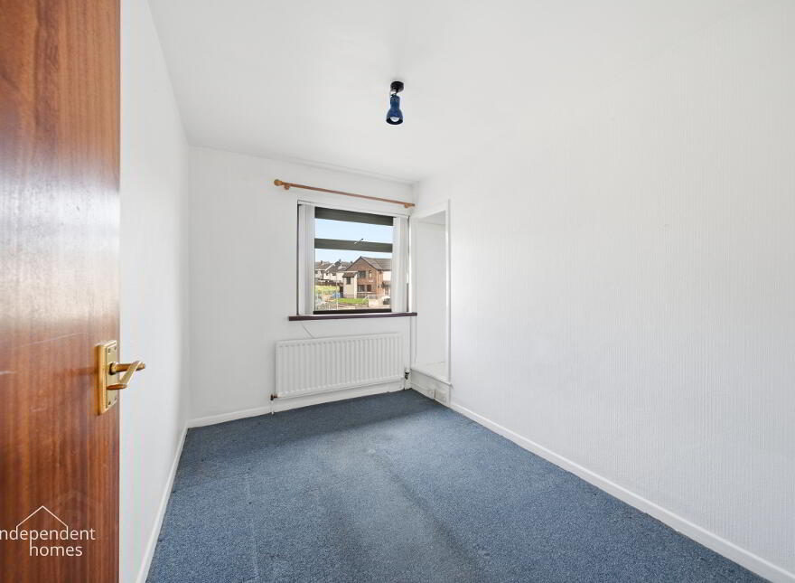 21 Fairway, Larne, BT40 2BB