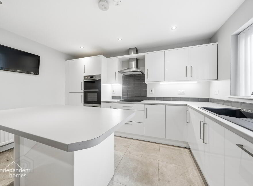3 Porter Green View, Larne, BT40 2FA