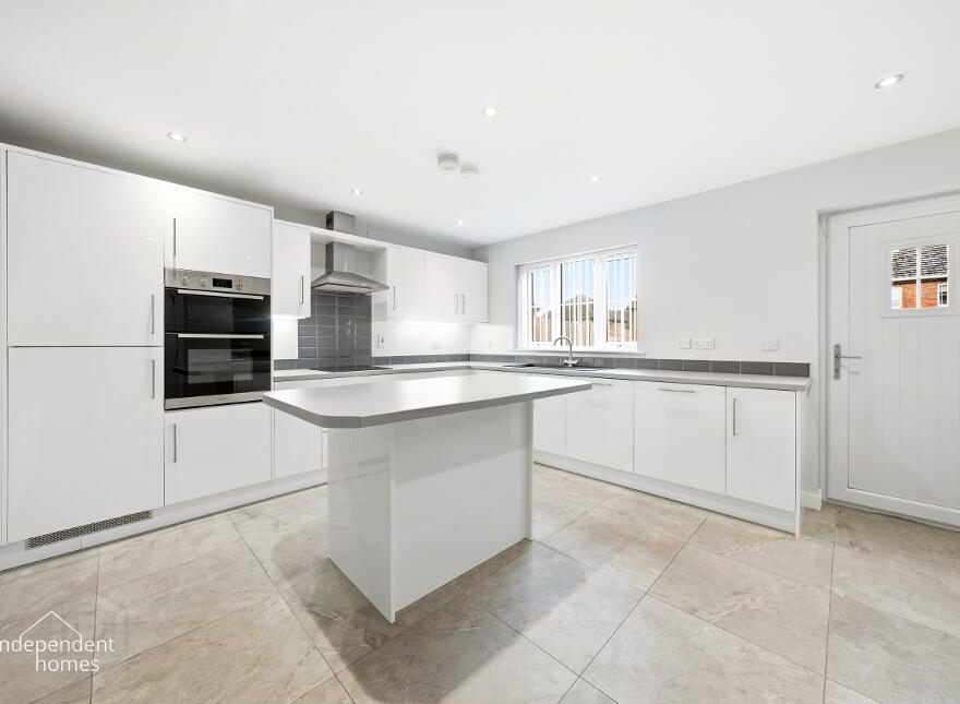 3 Porter Green View, Larne, BT40 2FA