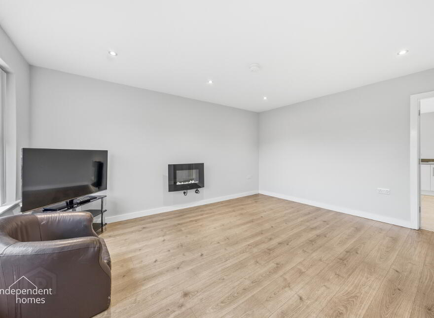 3 Porter Green View, Larne, BT40 2FA