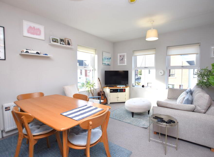 29 Evesham Lane, Bangor, BT19 1FU