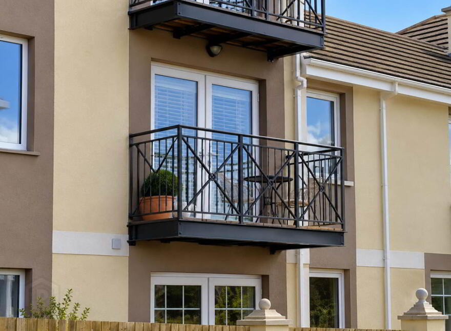 8h Lesley Heights, Greenisland, Carrickfergus, BT38 8TB