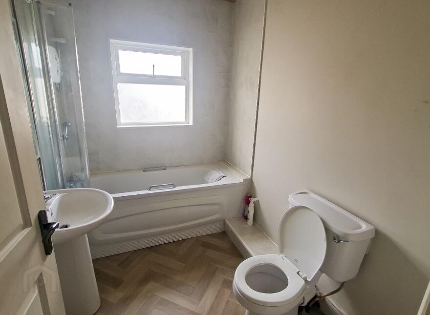 30 The Heath, Ramsgate Village, Gorey, Y25FY52