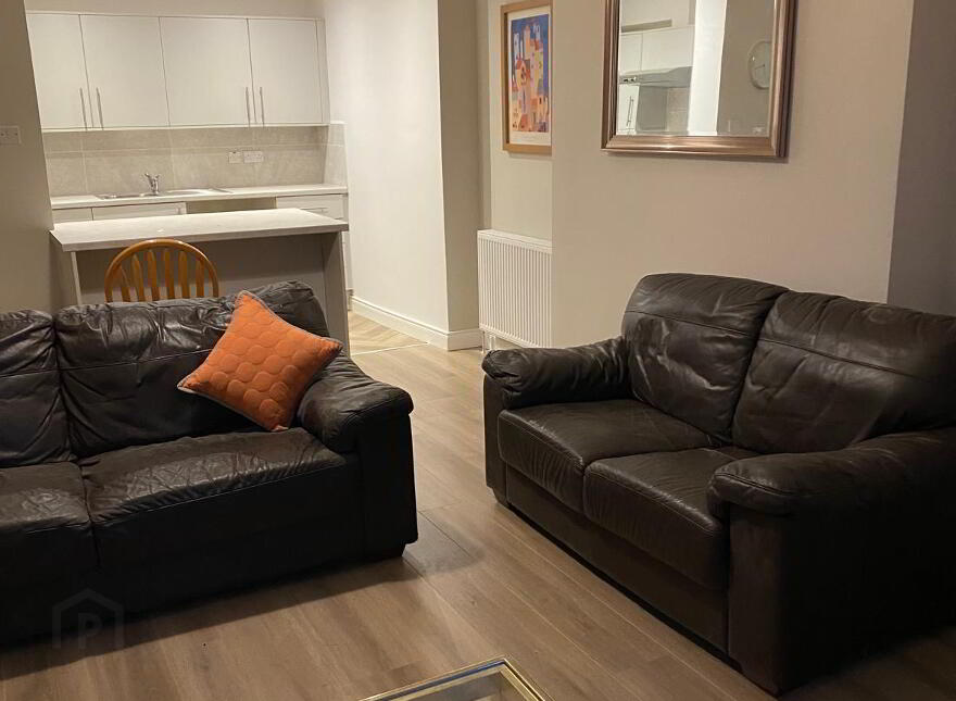 29 Wellington Park, Belfast, BT9 6DL