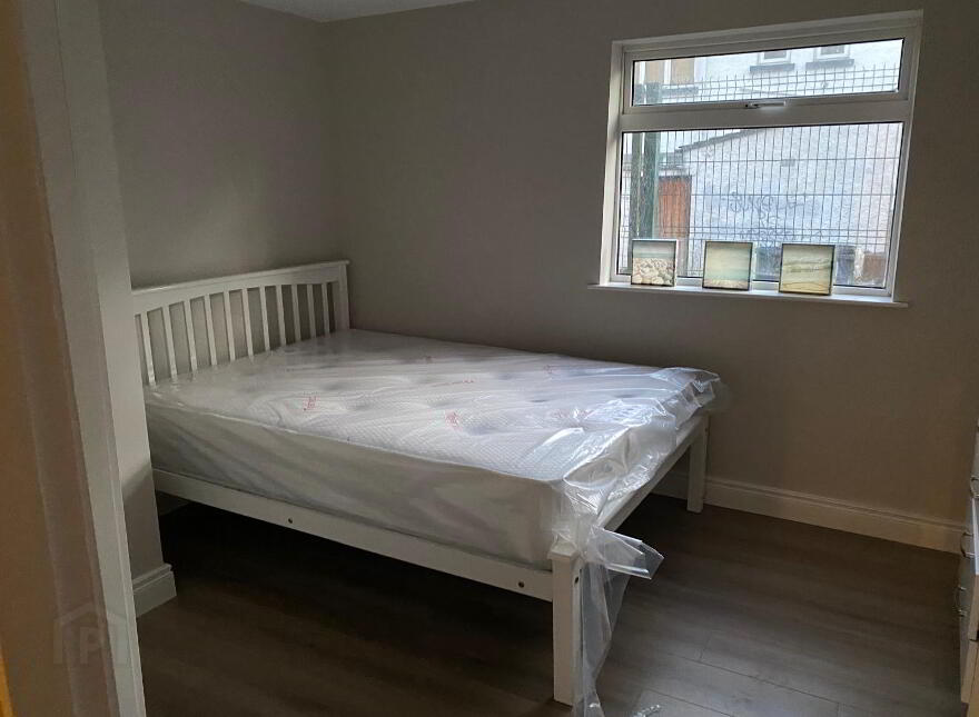 29 Wellington Park, Belfast, BT9 6DL