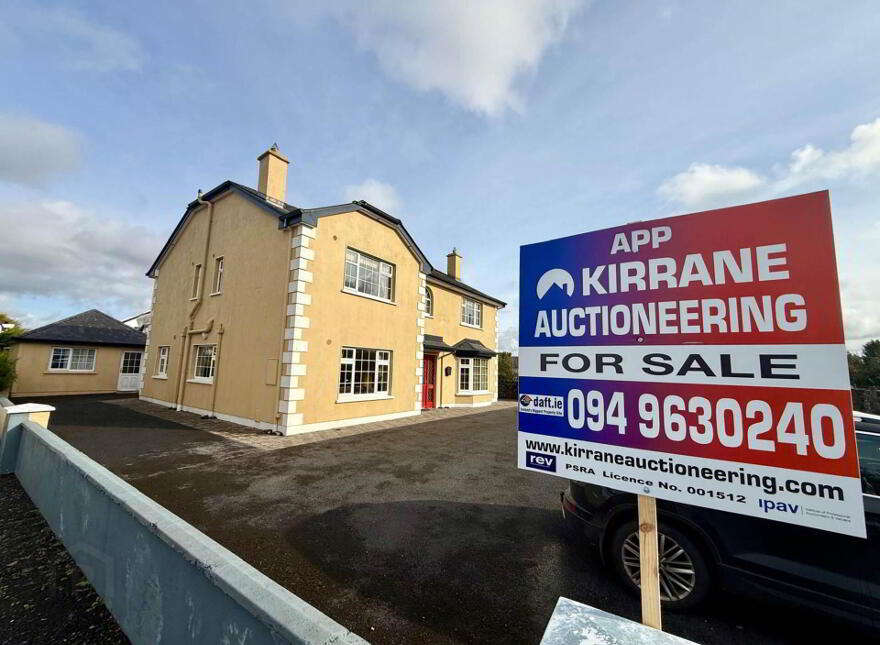 Carrowmore, Knock, F12EC44