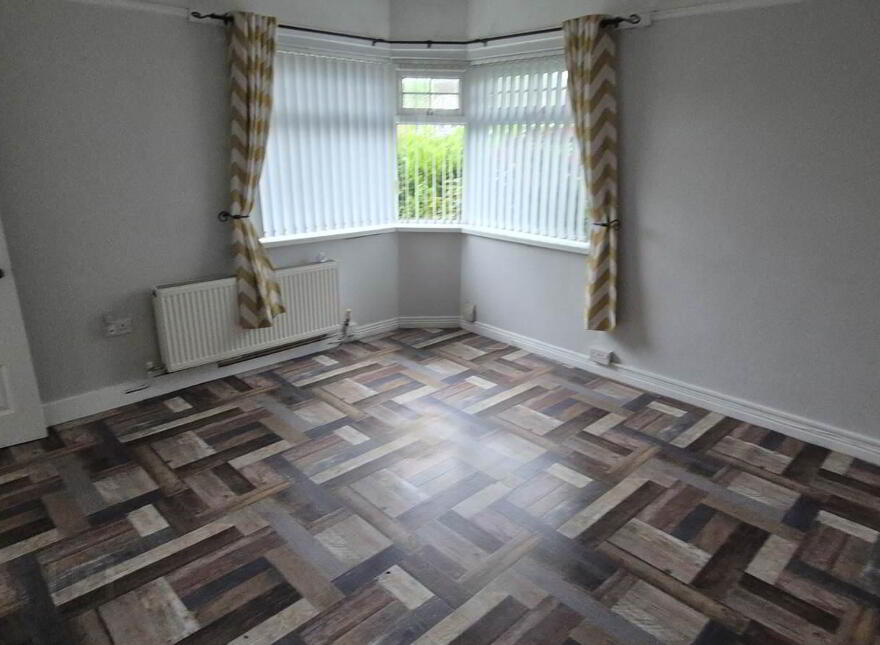 136 Westway, Creggan, Derry, BT48 9NU