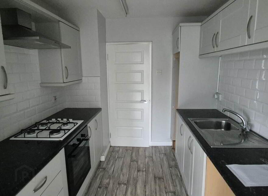 136 Westway, Creggan, Derry, BT48 9NU