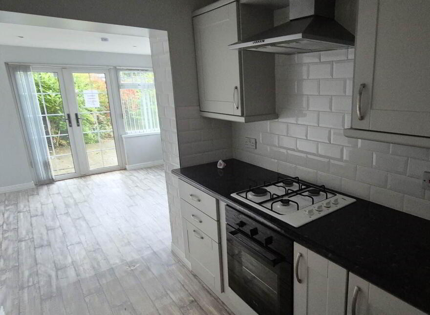 136 Westway, Creggan, Derry, BT48 9NU