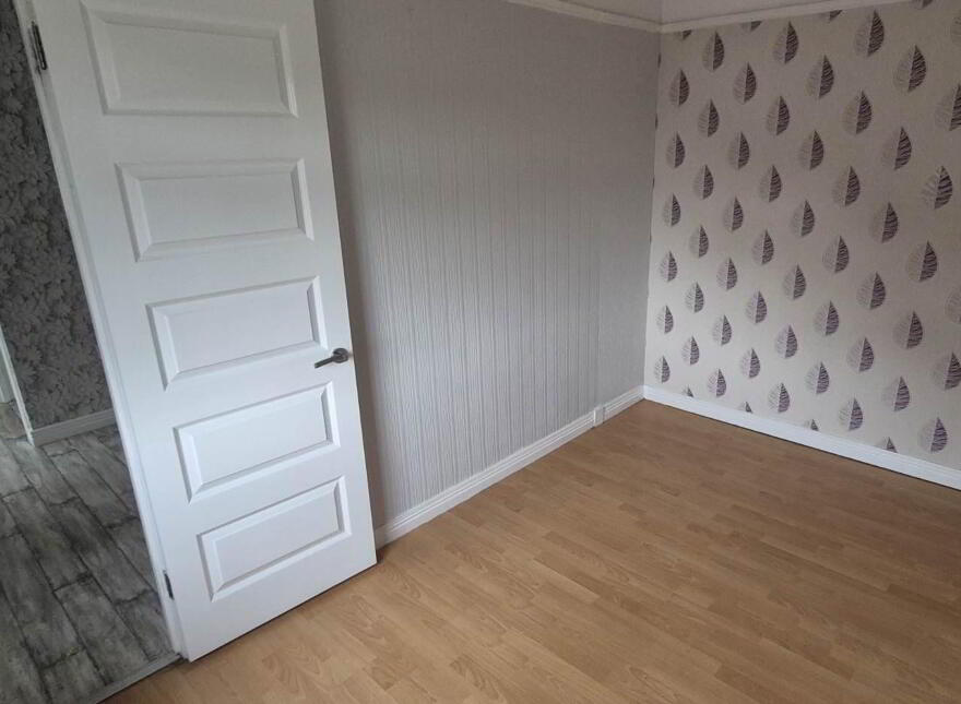 136 Westway, Creggan, Derry, BT48 9NU