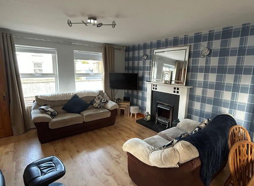 8 Burnside, Portstewart, BT55 7LF