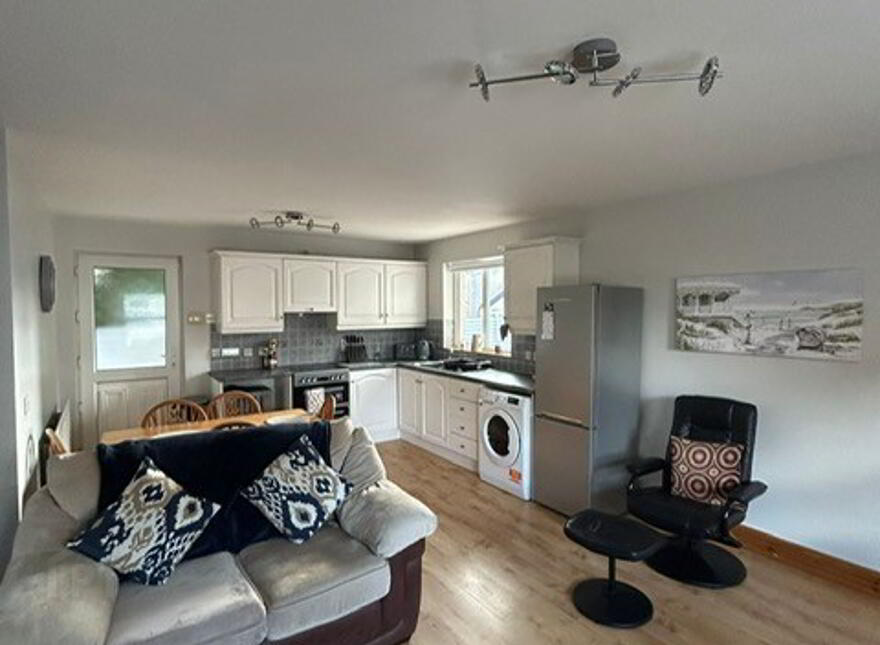 8 Burnside, Portstewart, BT55 7LF