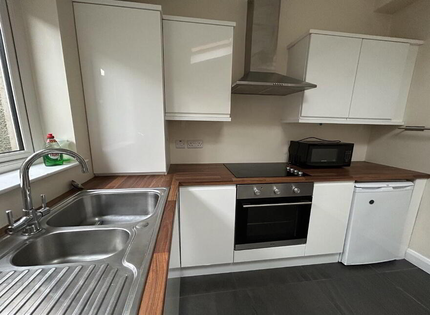 28 Parkmount Street, Belfast, BT15 3DW