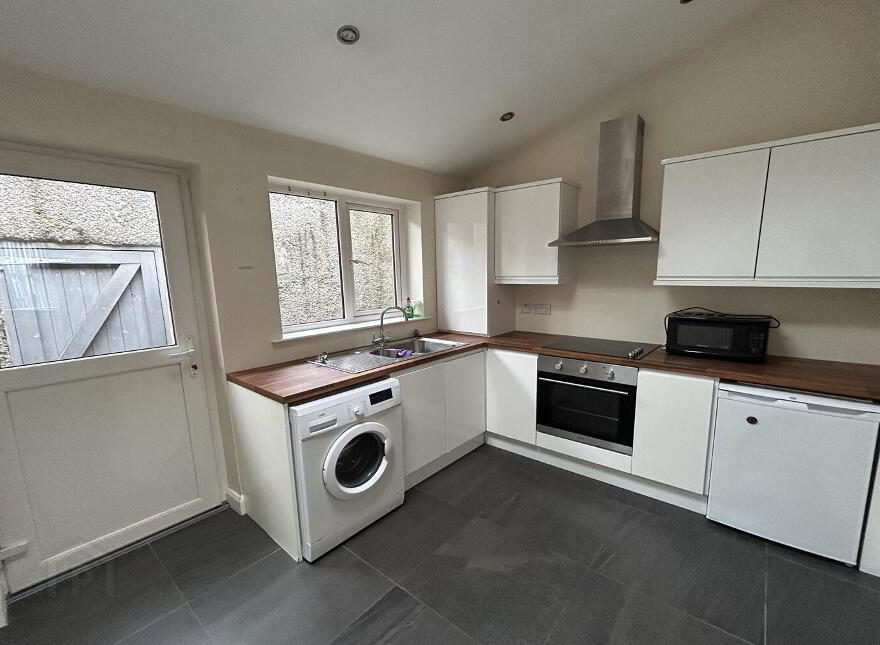 28 Parkmount Street, Belfast, BT15 3DW